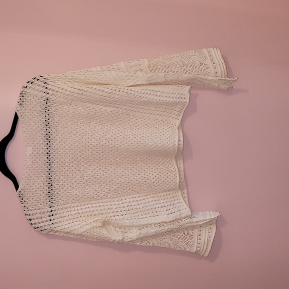 Lauren Conrad Bell sleeve top - Picture 2 of 6